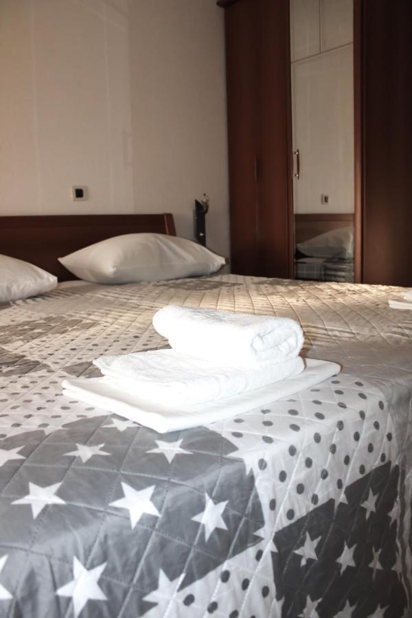 Apartments Larus Baška Voda Εξωτερικό φωτογραφία