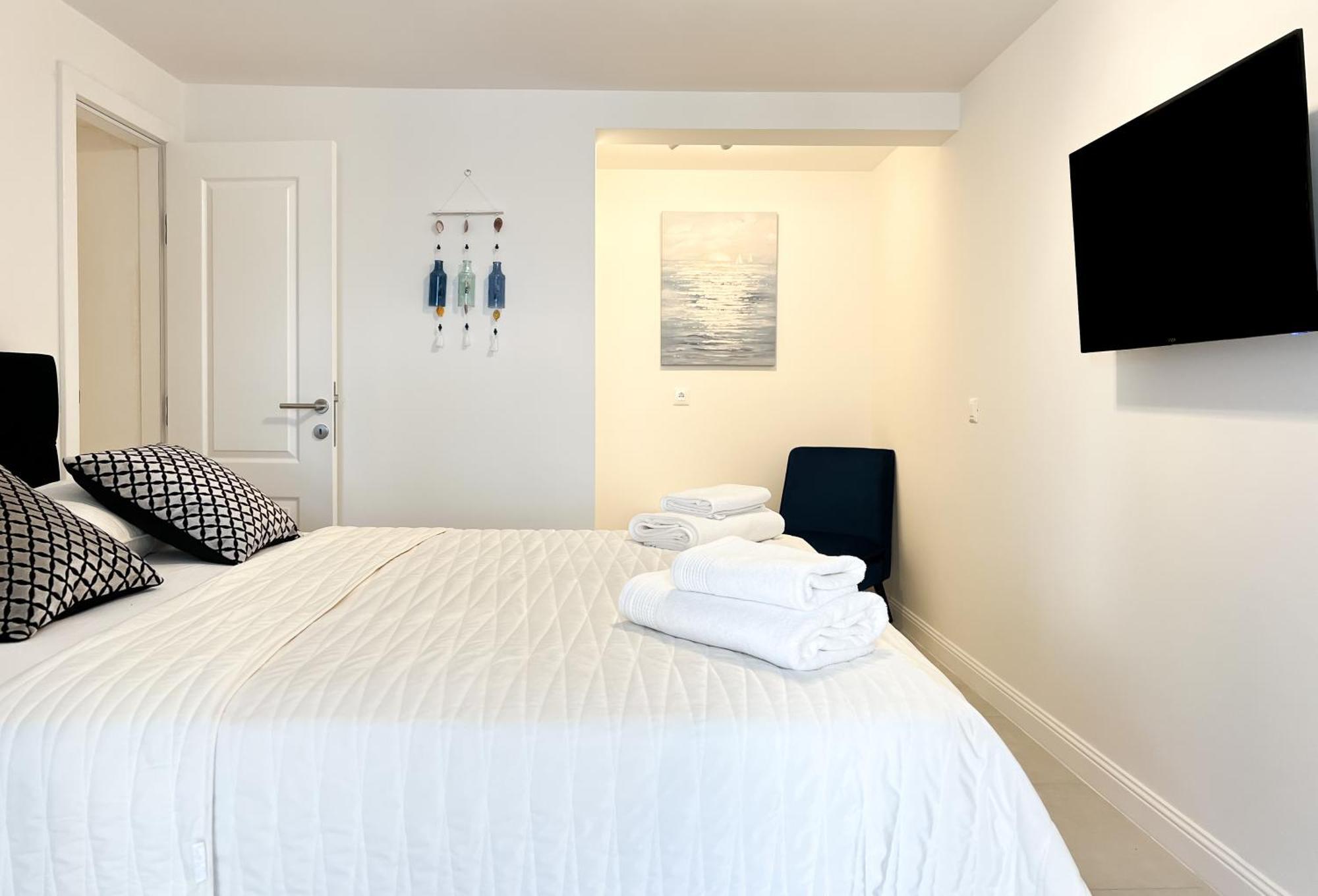 Apartments Larus Baška Voda Εξωτερικό φωτογραφία