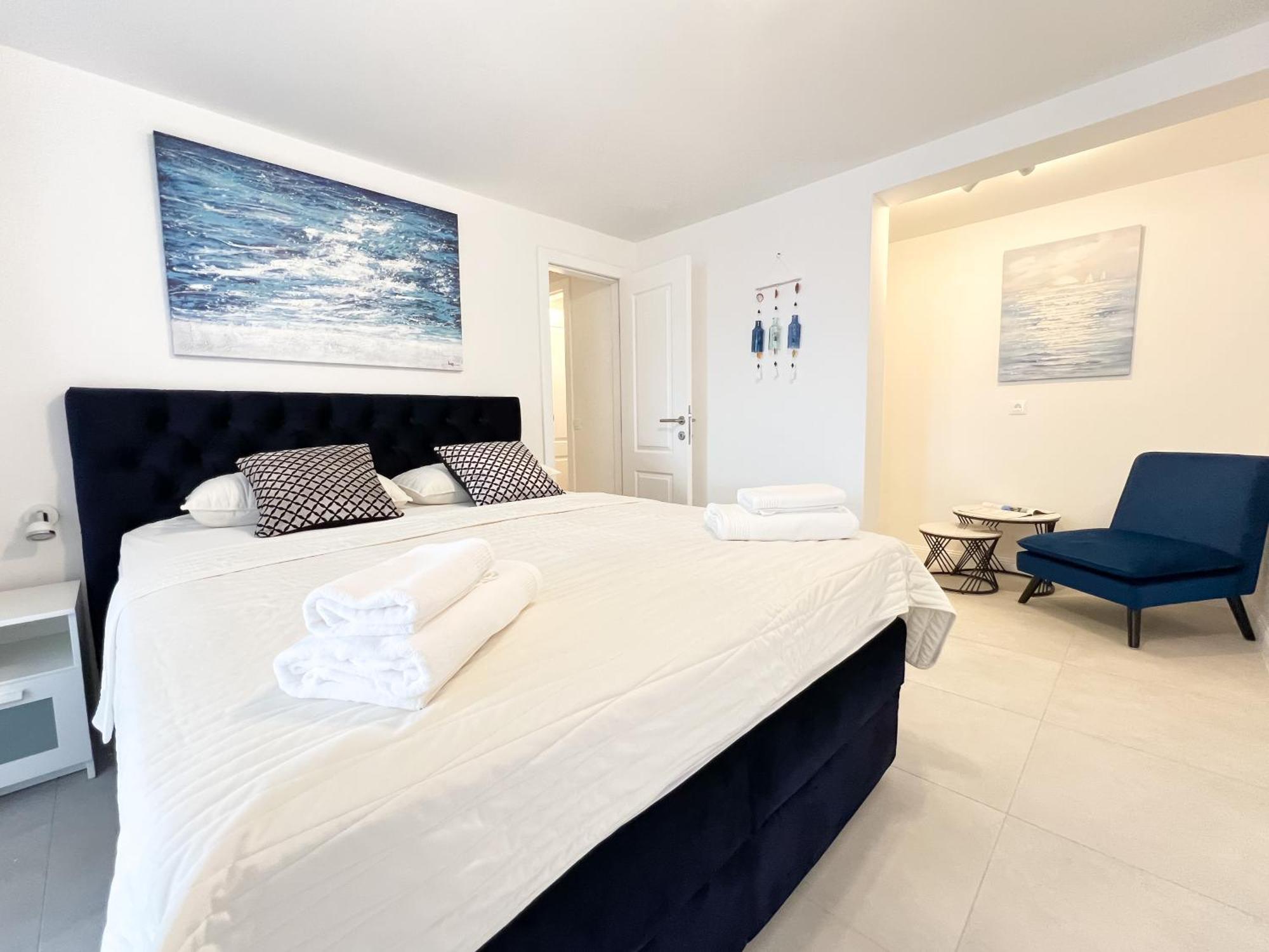 Apartments Larus Baška Voda Εξωτερικό φωτογραφία