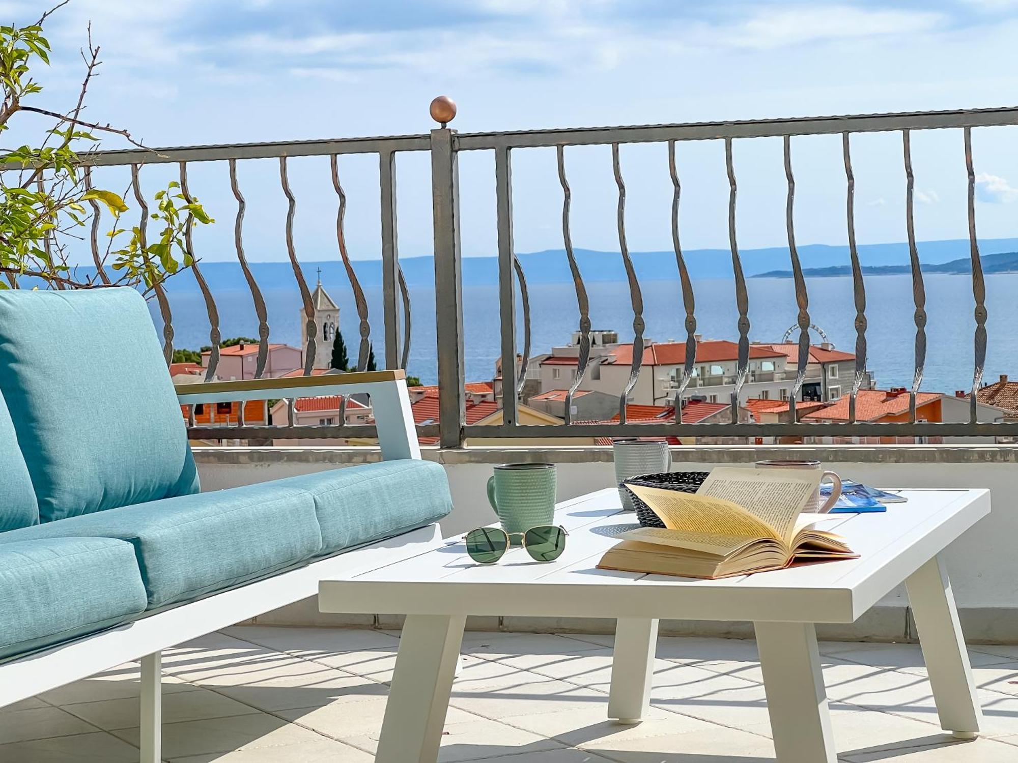 Apartments Larus Baška Voda Εξωτερικό φωτογραφία