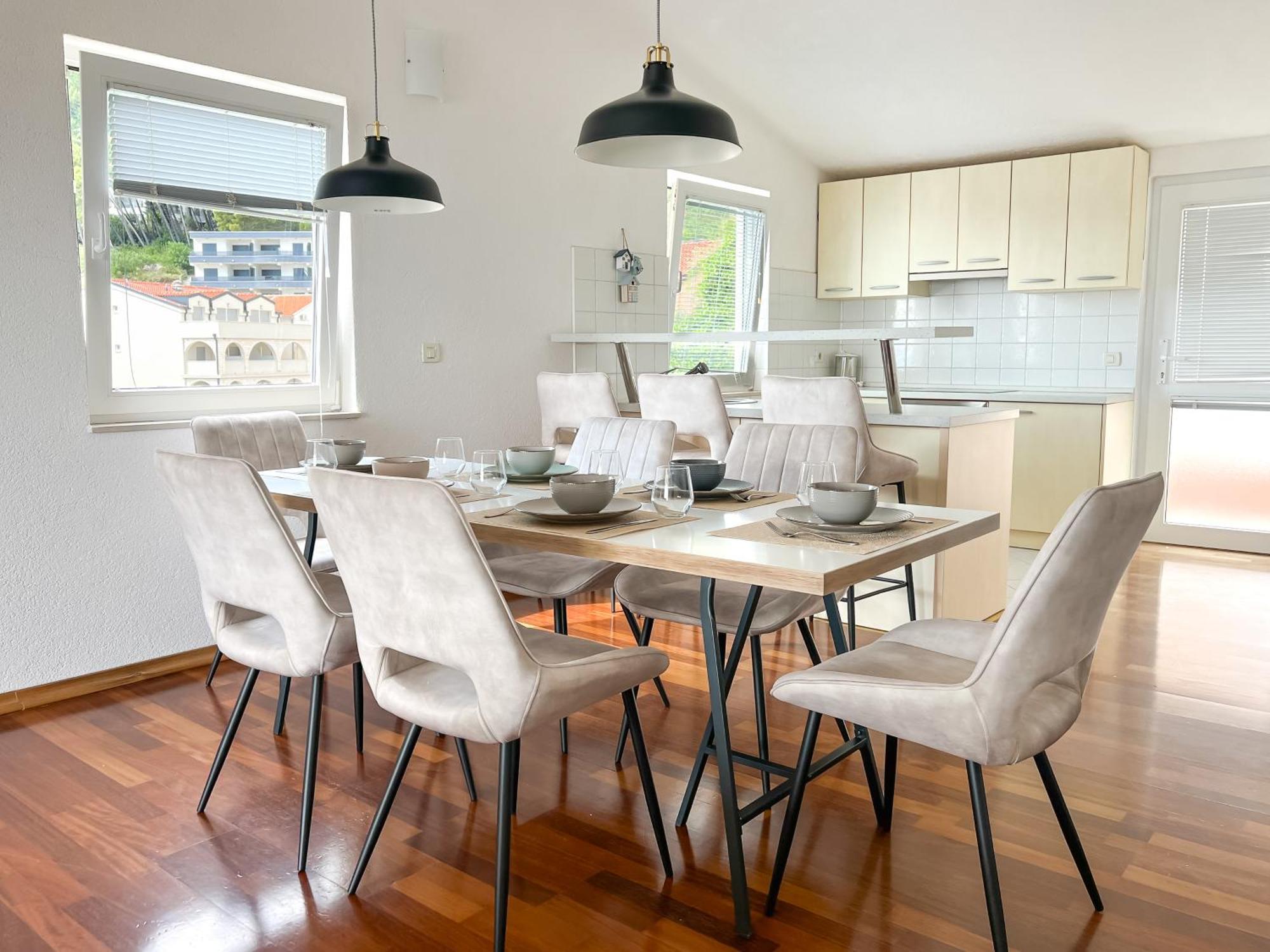 Apartments Larus Baška Voda Εξωτερικό φωτογραφία